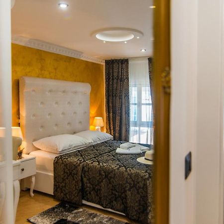 Bella Natka Bed And Breakfast ロヴィニ エクステリア 写真