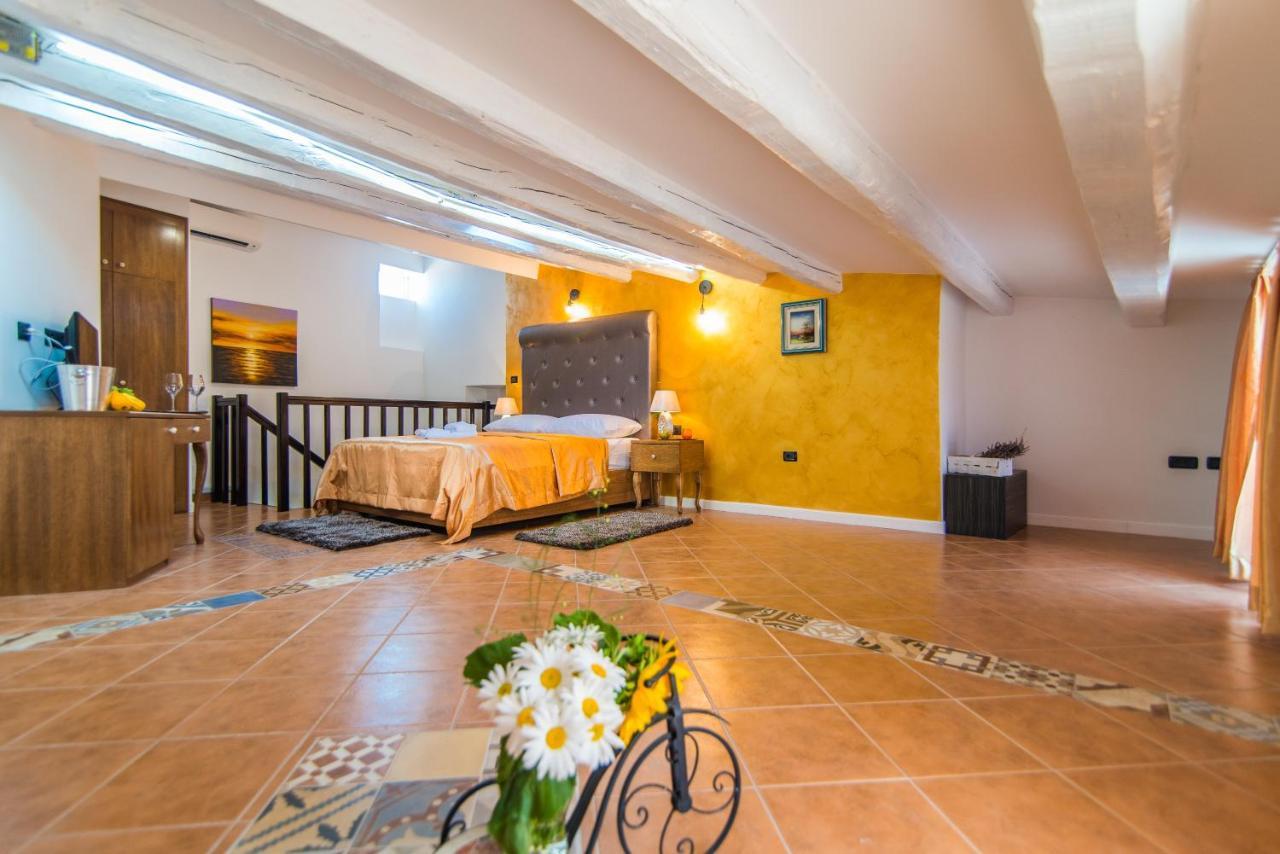 Bella Natka Bed And Breakfast ロヴィニ エクステリア 写真