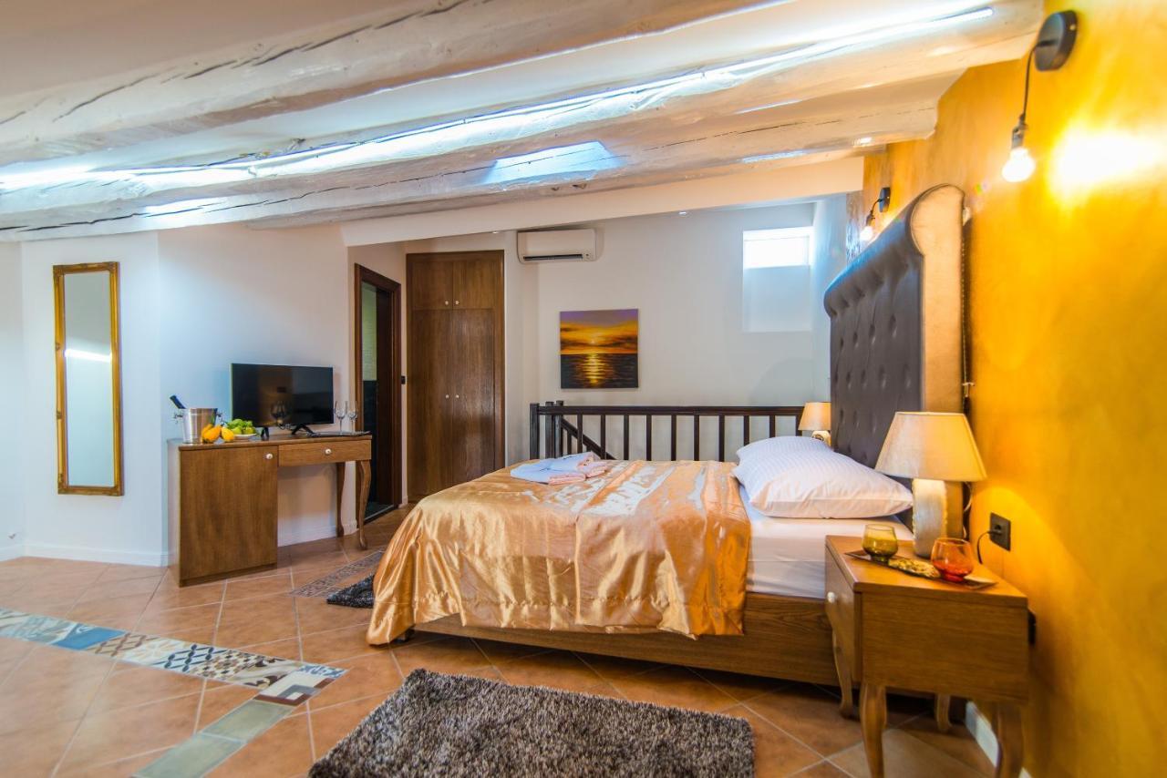 Bella Natka Bed And Breakfast ロヴィニ エクステリア 写真