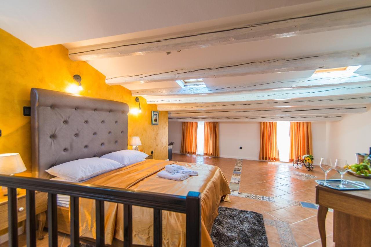 Bella Natka Bed And Breakfast ロヴィニ エクステリア 写真