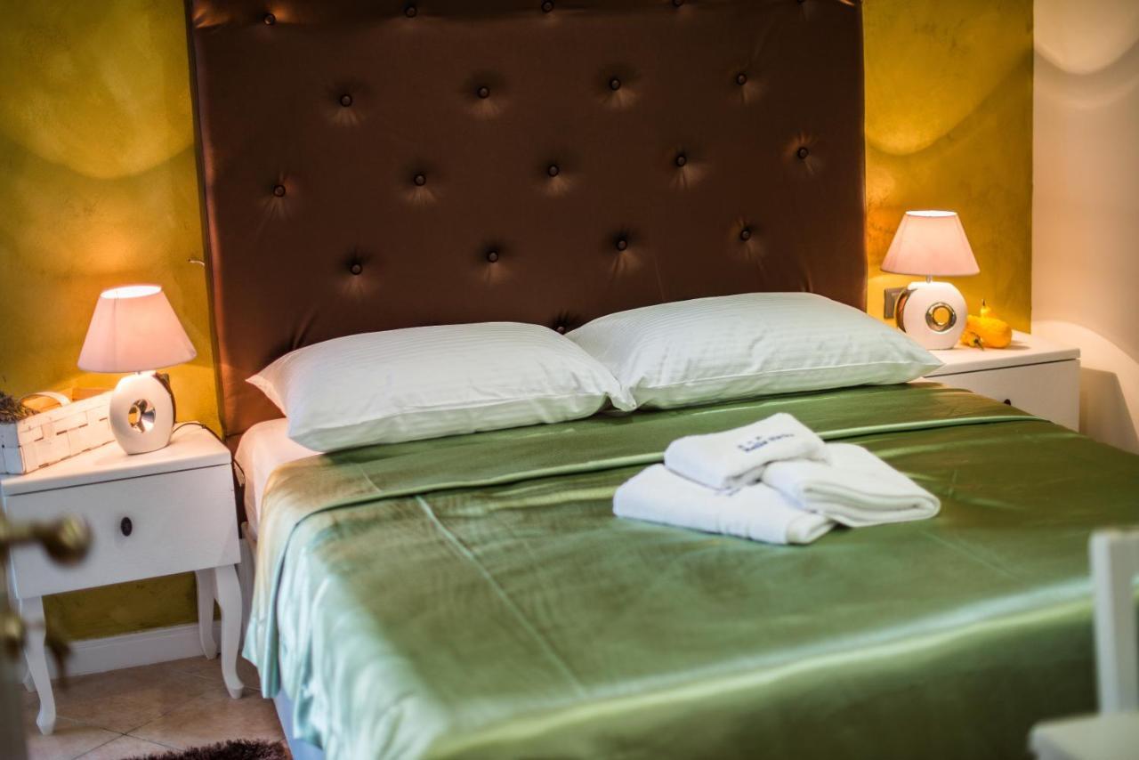 Bella Natka Bed And Breakfast ロヴィニ エクステリア 写真